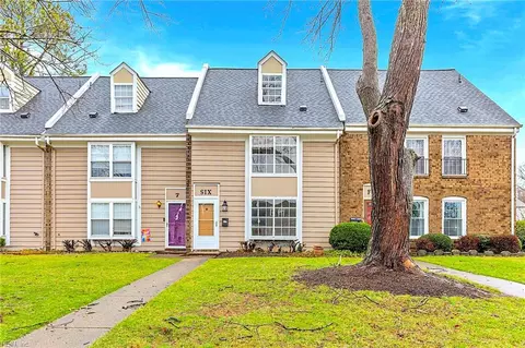 6 Skipwith Green Cir, Henrico County, VA 23294
