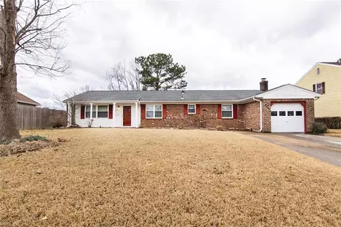 628 Water Oak Rd, Virginia Beach, VA 23452