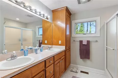 114 Westbrook Dr, Hampton, VA 23666 photo 20