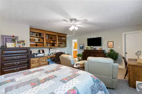 114 Westbrook Dr, Hampton, VA 23666 photo 19