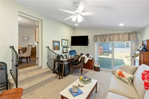 114 Westbrook Dr, Hampton, VA 23666 photo 12