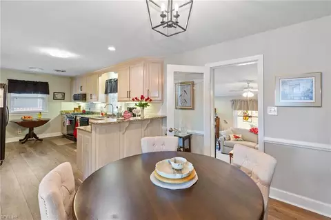 114 Westbrook Dr, Hampton, VA 23666 photo 5