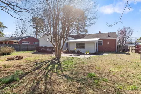 114 Westbrook Dr, Hampton, VA 23666 photo 25