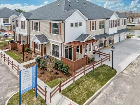 702 Watermark Way, Hampton, VA 23666 photo 31