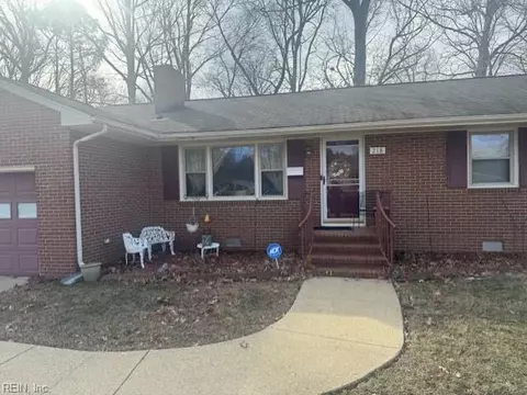 218 Watkins Dr, Hampton, VA 23669