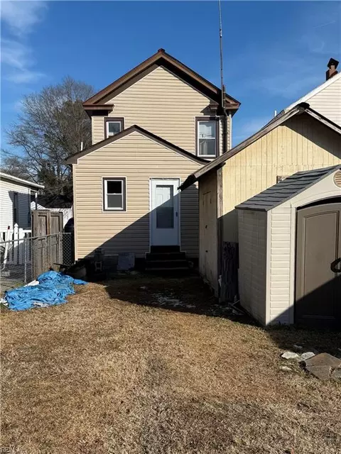 1430 Seaboard Ave, Chesapeake, VA 23324 photo 4