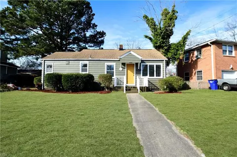 807 Waltham St, Norfolk, VA 23523