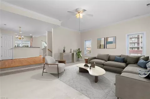 428 21st St, Virginia Beach, VA 23451