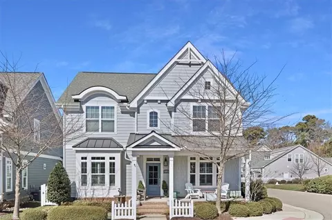 4405 Taylor Pl, Virginia Beach, VA 23455