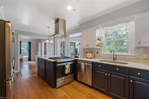 117 Northgate Ln, Suffolk, VA 23434
