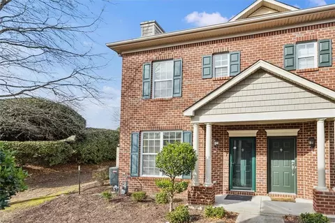 1185 Farrcroft Way, Virginia Beach, VA 23455