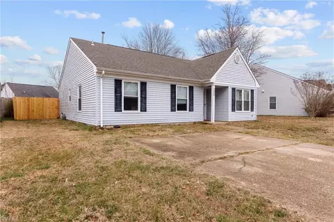 2034 Ealing Cres, Virginia Beach, VA 23454