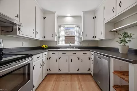 1816 Broadstreet Rd, Hampton, VA 23666 photo 11