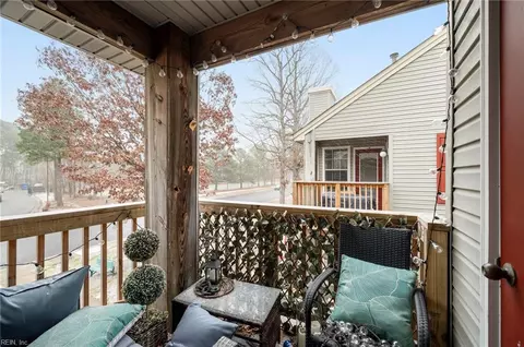 811 First Light Ct, Newport News, VA 23602