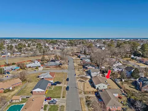 View/Area - 7808 Walters Dr, Norfolk, VA 23518 photo 4 of 7