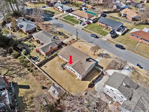 View/Area - 7808 Walters Dr, Norfolk, VA 23518 photo 6 of 7