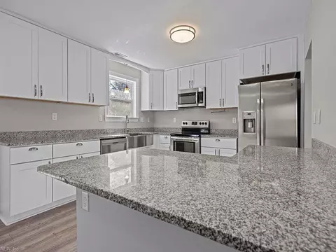 Kitchen - 7808 Walters Dr, Norfolk, VA 23518 photo 4 of 7