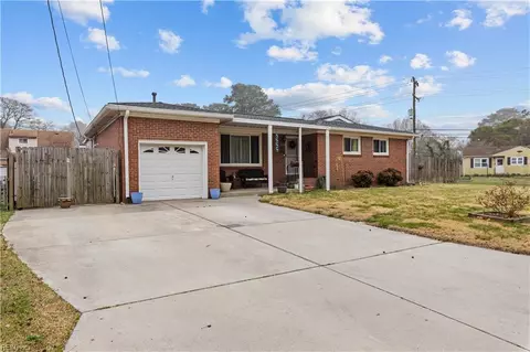 600 Kenneth Rd, Virginia Beach, VA 23462