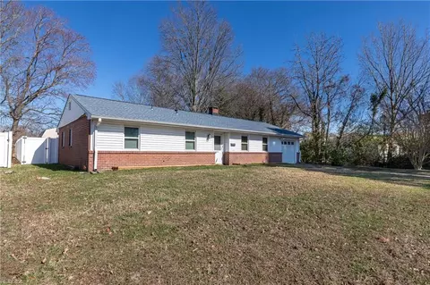 6304 Bennington Rd, Virginia Beach, VA 23464