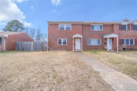 879 S Club House Rd #7, Virginia Beach, VA 23452