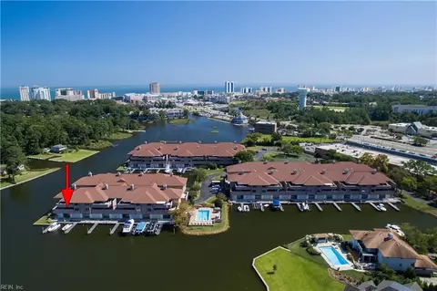 700 Oriole Dr #314B, Virginia Beach, VA 23451