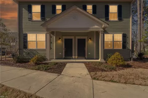 2894 Baldwin Dr, Chesapeake, VA 23321