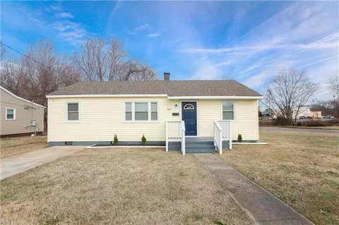 802 Noble Rd, Hampton, VA 23666