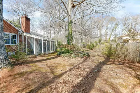 218 Shifting Log Dr, Hampton, VA 23669 photo 28