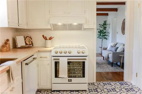 218 Shifting Log Dr, Hampton, VA 23669 photo 44