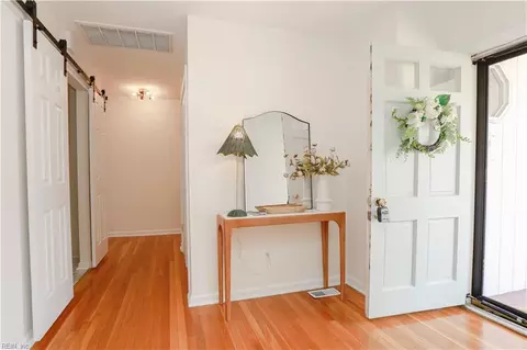 218 Shifting Log Dr, Hampton, VA 23669 photo 16