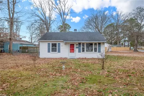 111 Pine Grove Ave, Hampton, VA 23669