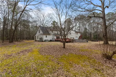 Exterior - 3820 Deer Path Rd, Suffolk, VA 23434 photo 3 of 8