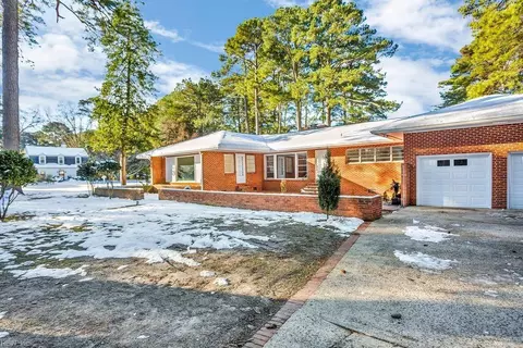 2818 Acres Rd, Portsmouth, VA 23703