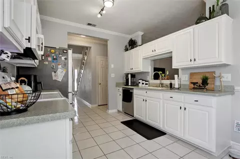 137 Treslyn Trce, Hampton, VA 23666 photo 13
