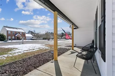 137 Treslyn Trce, Hampton, VA 23666 photo 4