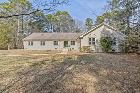2509 Little Lake Ct, Virginia Beach, VA 23454