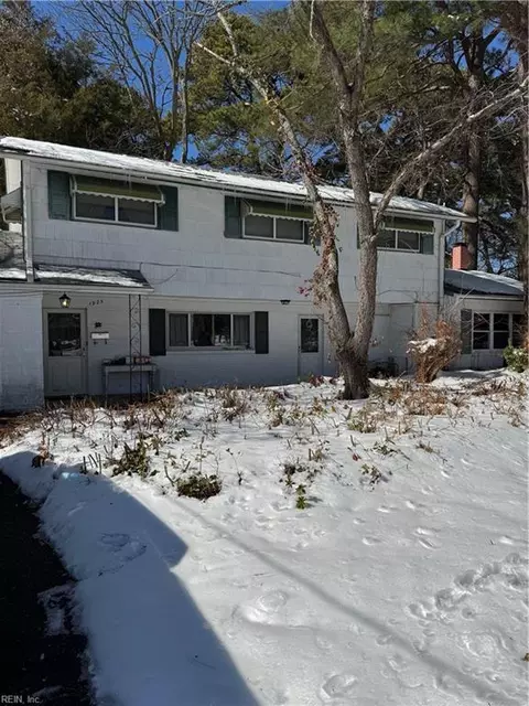 1925 Sunrise Dr, Virginia Beach, VA 23455