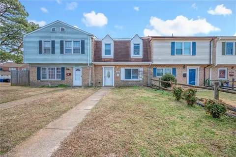 2239 Windom Pl, Virginia Beach, VA 23454