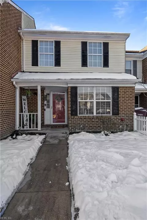311 Fairfax Ter, Chesapeake, VA 23320