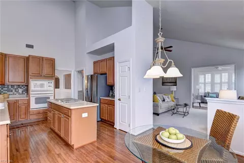 4665 Westhampton, Williamsburg, VA 23188 photo 14