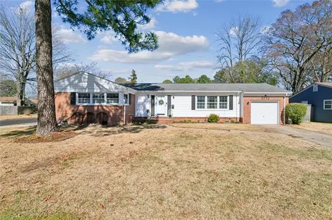 3772 Old Forge Rd, Virginia Beach, VA 23452