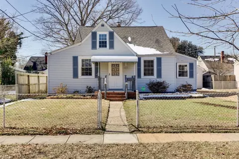 2217 Abbey Rd, Norfolk, VA 23509