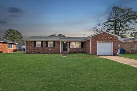 3932 Sextant St, Chesapeake, VA 23321