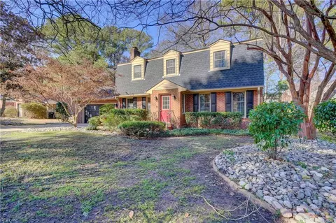 3114 Rolen Dr, Portsmouth, VA 23703