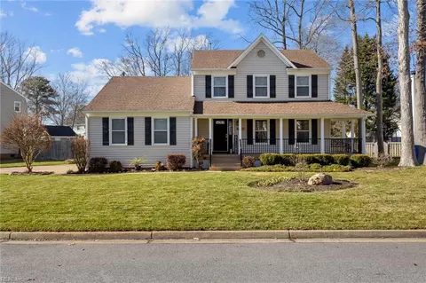 828 Saddleback Trail Rd, Chesapeake, VA 23322
