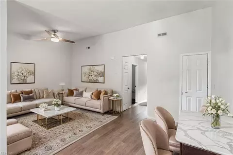 5118 Condor St, Virginia Beach, VA 23462