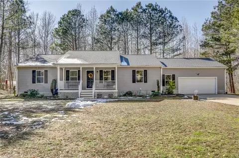 5258 Liberty Ct, Gloucester, VA 23061