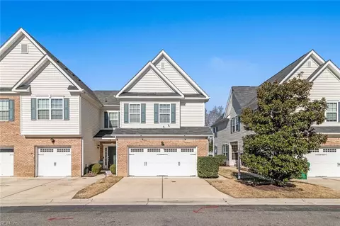 14 Frazier Ct, Hampton, VA 23666