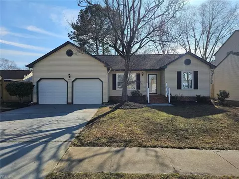 2073 Grey Fox Ln, Virginia Beach, VA 23456