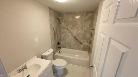 221 Grant St, Chesapeake, VA 23320